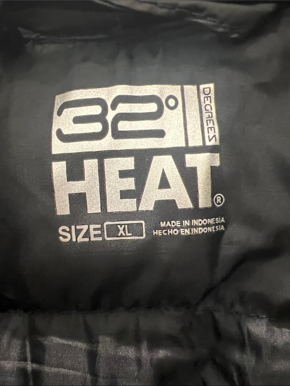 32 Degrees Women’s Black Quilted Puffer Vest - Picture 3 of 5